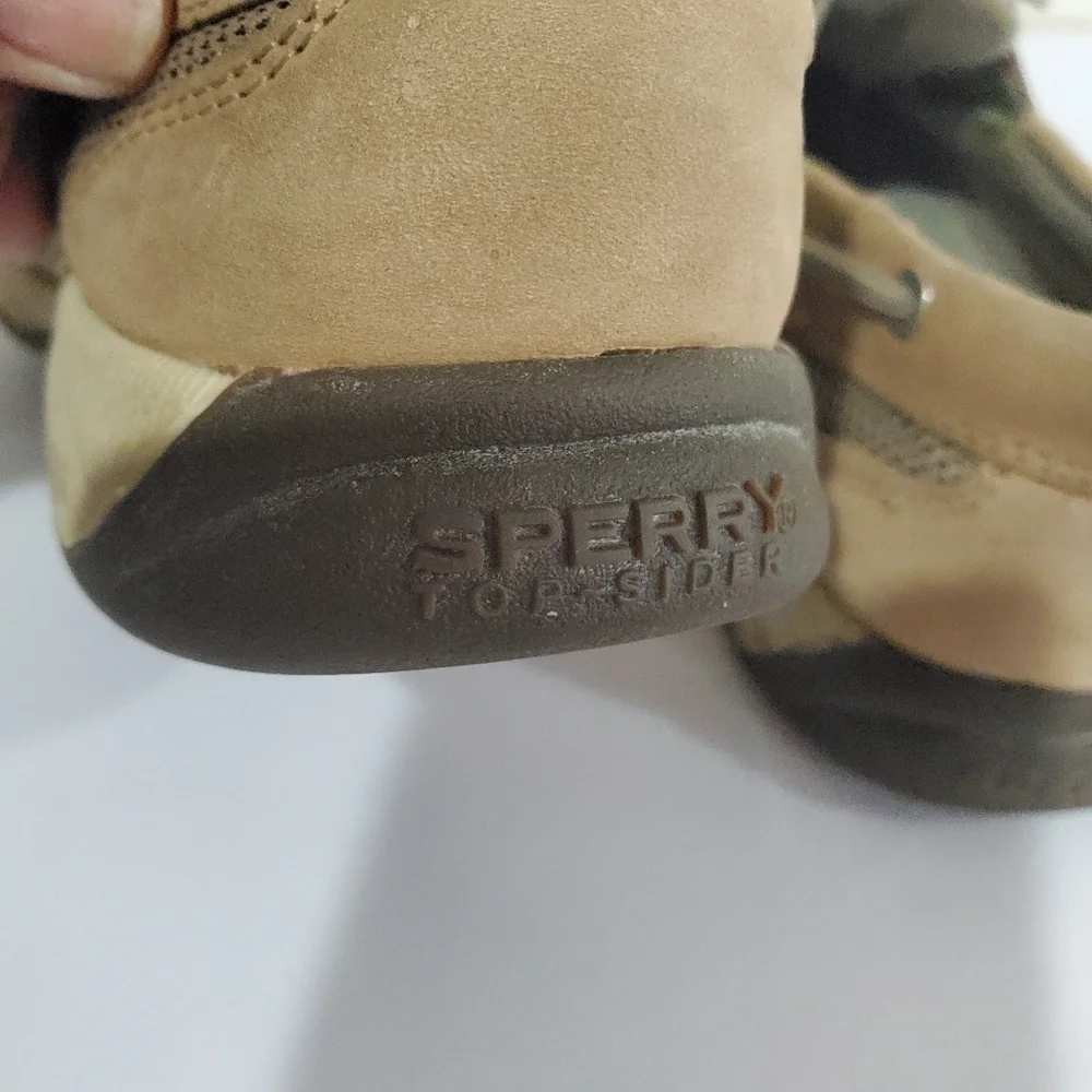 Sperry leather tan